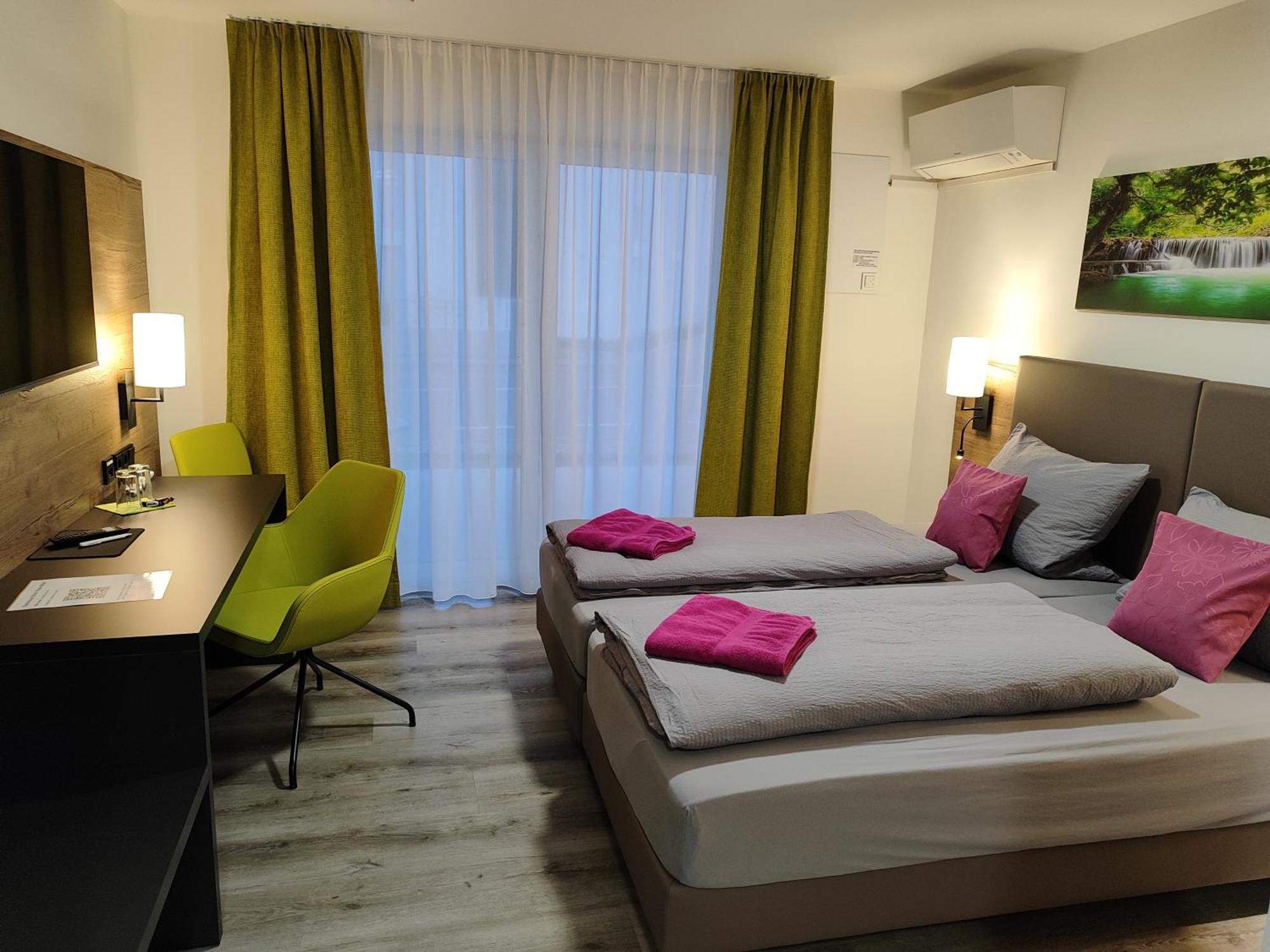 Hotel Gaestehaus Stock Zimmer Baeumle ฟรีดริชส์ฮาเฟน ภายนอก รูปภาพ