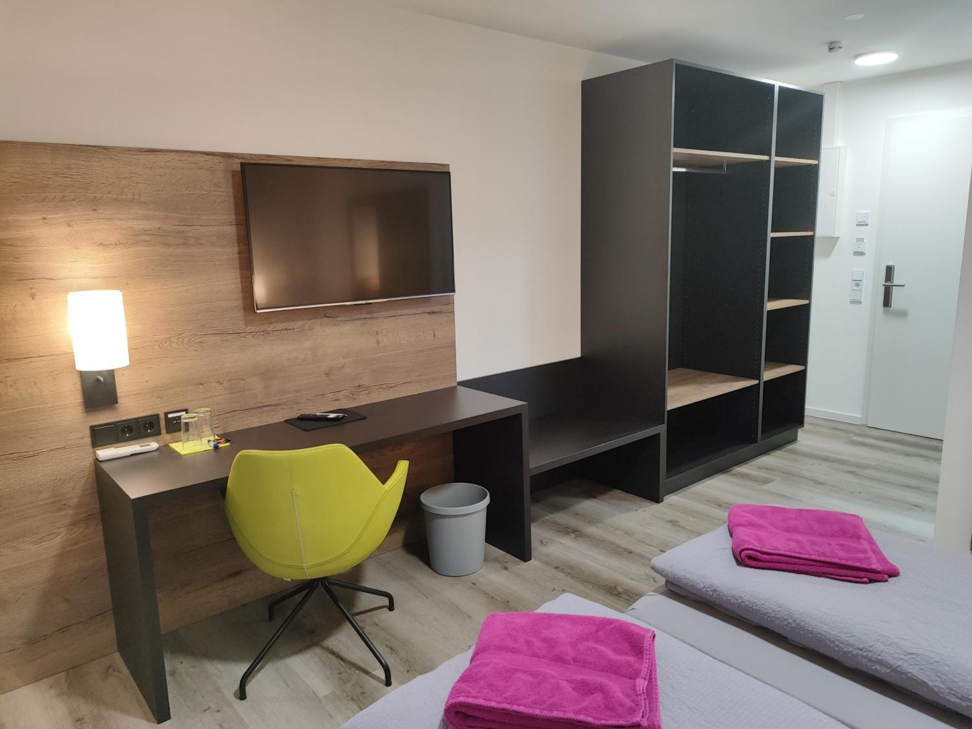 Hotel Gaestehaus Stock Zimmer Baeumle ฟรีดริชส์ฮาเฟน ภายนอก รูปภาพ